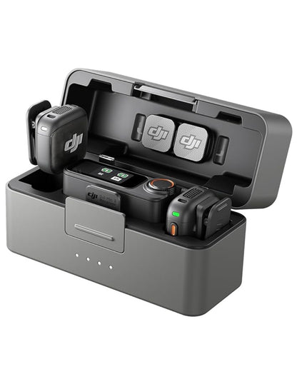 Micrófono Dji Mic 3, estándar (2 Tx + 1 Rx + funda de carga), color negro
